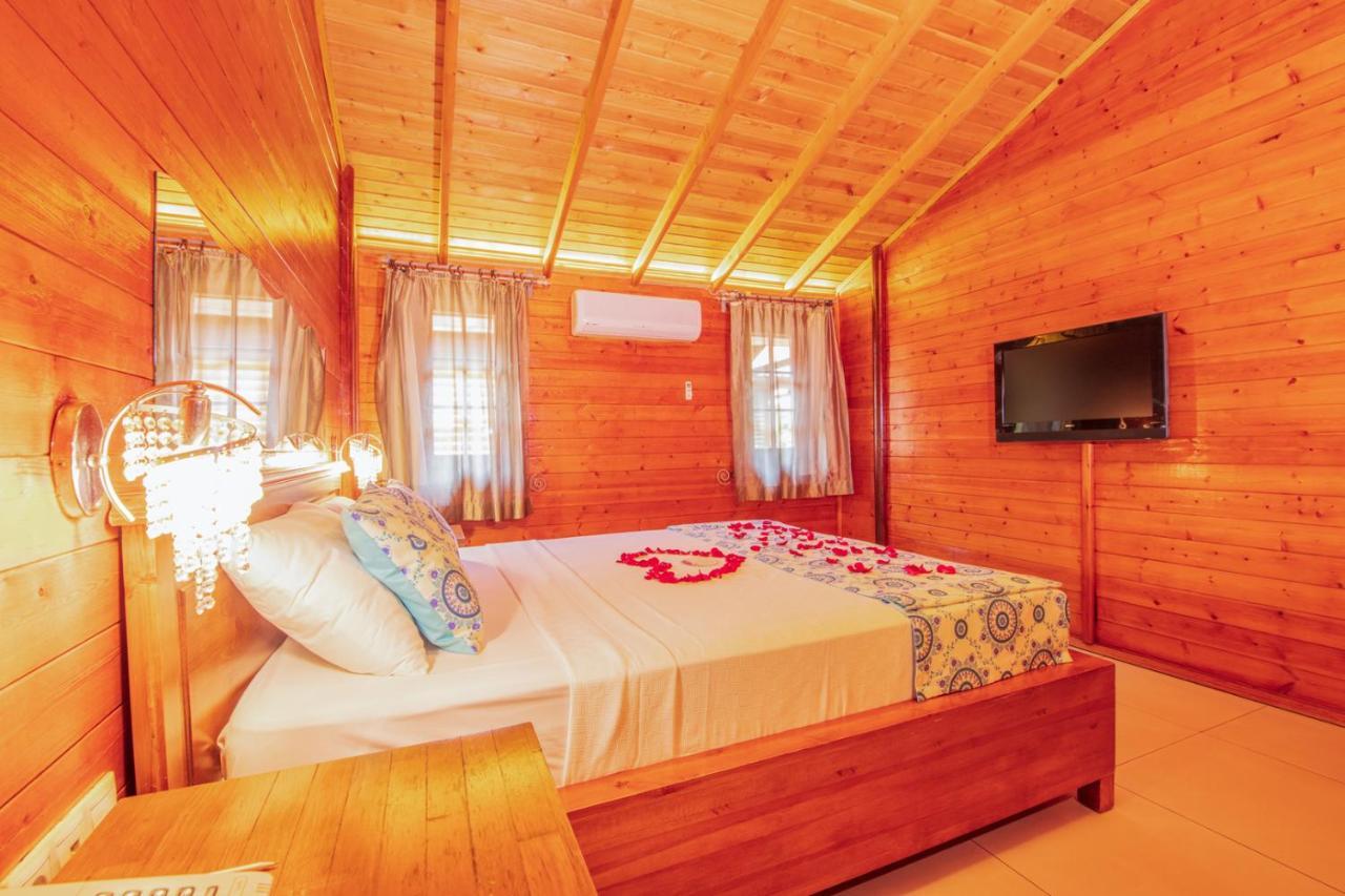 The Bay Beach Club Fethiye Buitenkant foto