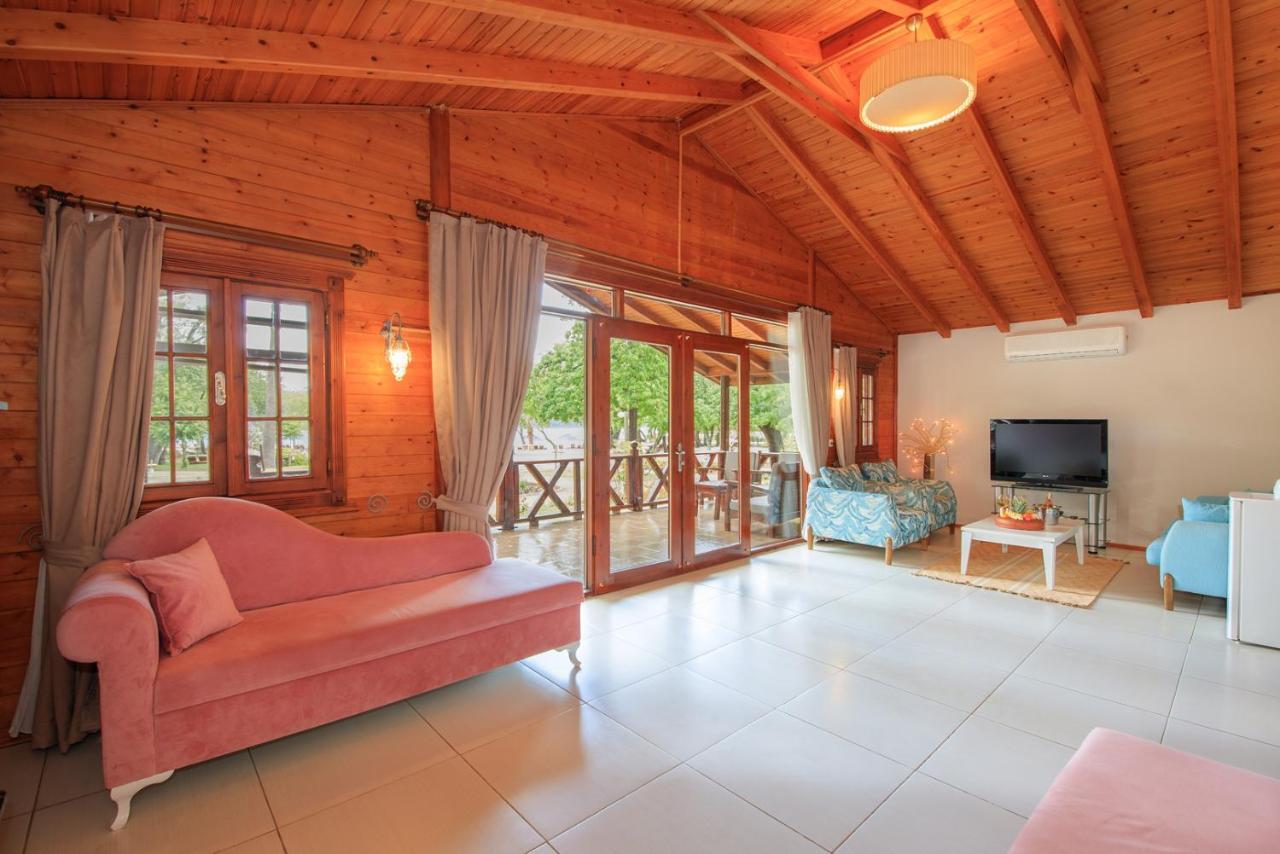 The Bay Beach Club Fethiye Buitenkant foto
